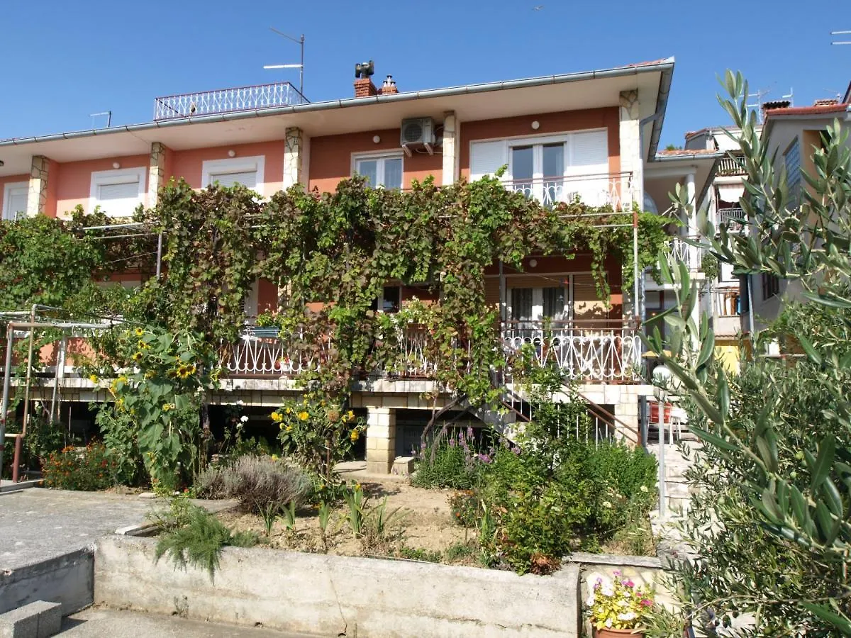 Apartments With A Parking Space Palit, Rab - 17881
